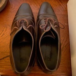 Versace Men’s Dress Shoes, Size 6.5 like new